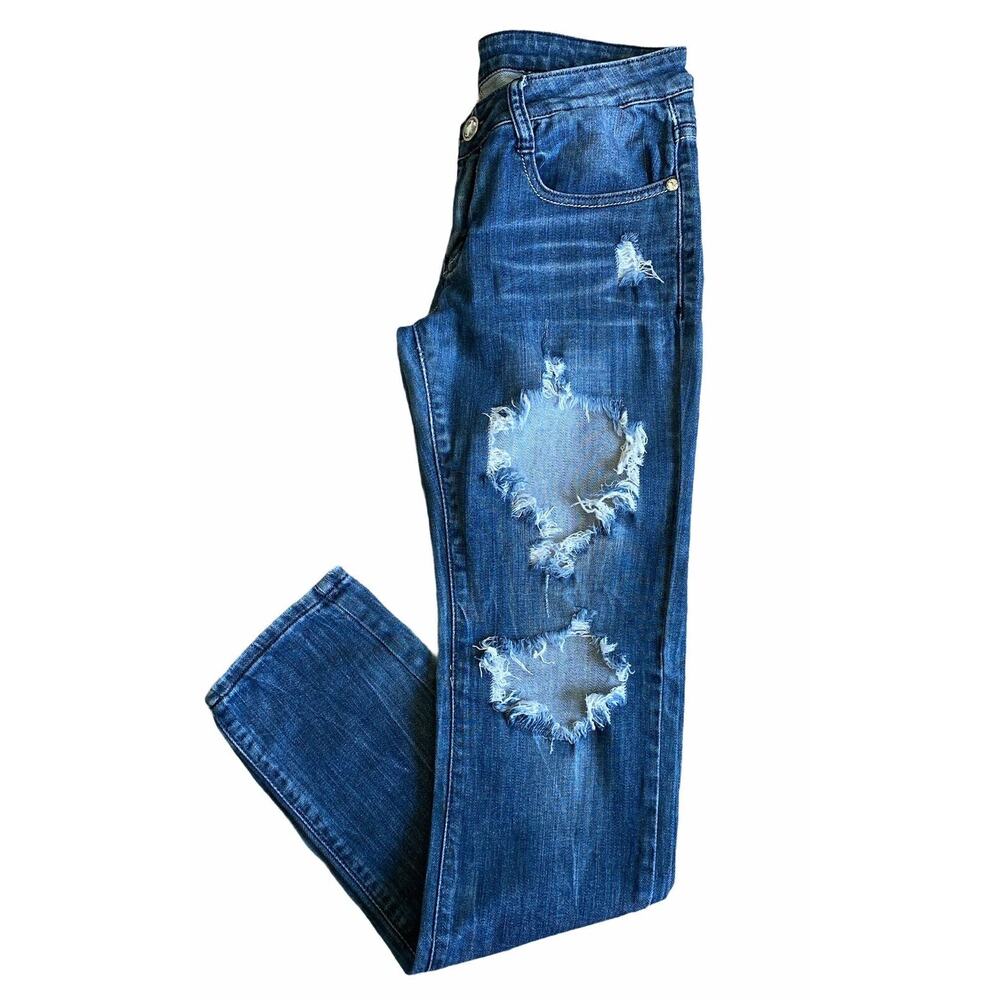 Machine Nouvelle Mode Distressed Destroyed Rhinestone Jeans - Picture 6 of 8